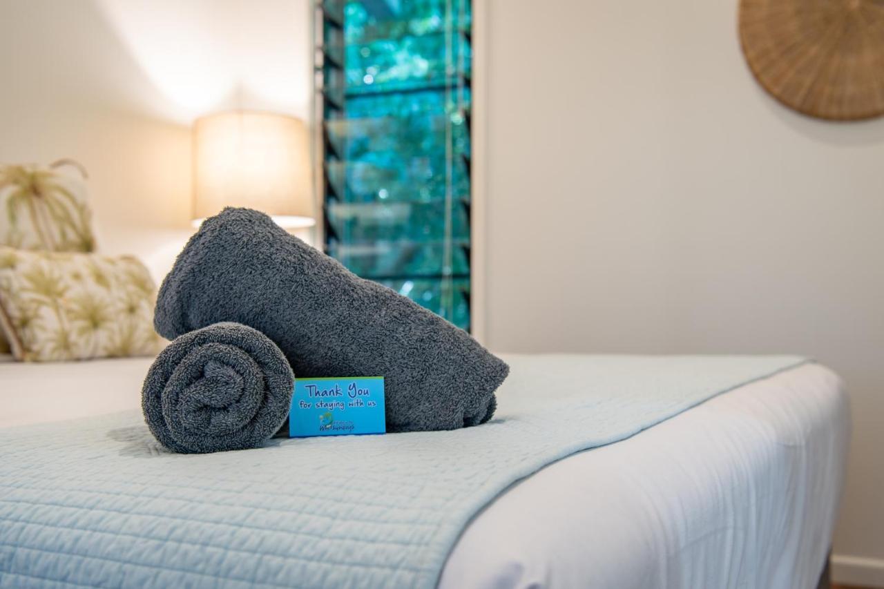 איירלי ביץ' Mandalay Escape, Seclusion & Serenity With A Pool מראה חיצוני תמונה